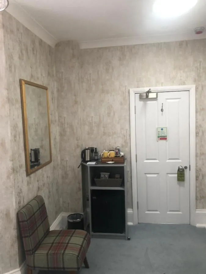 לינה וארוחת בוקר יורק Monkbridge House
